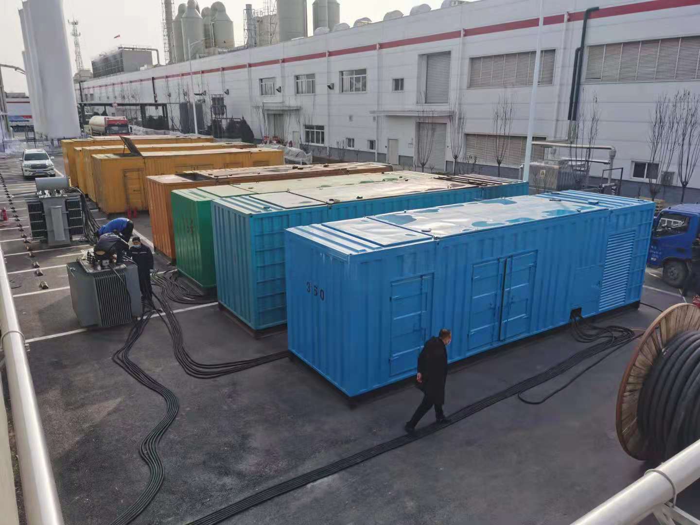 调兵山发电机出租-两相发电机与三相发电机有何区别?